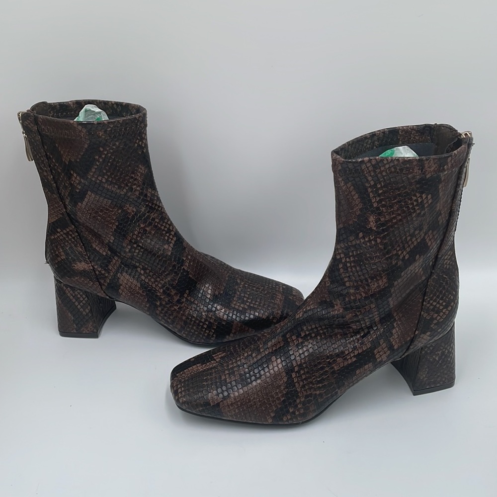 Primark Snakeskin Print Chunky/Block Heel Boots - image 7